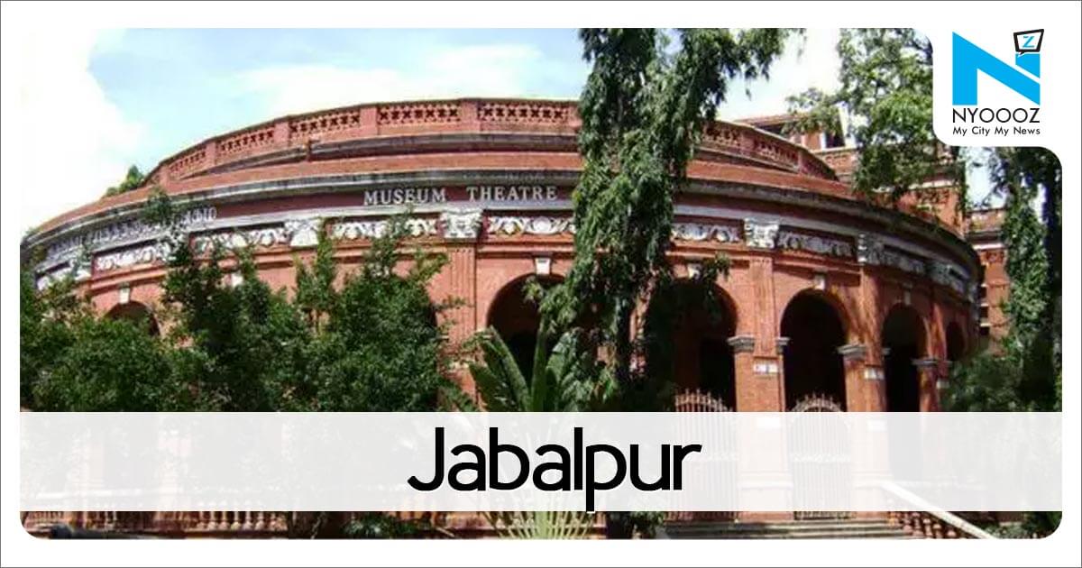 Jabalpur: एमएसएमई एग्जिबिशन सेंटर का कलेक्टर ने किया निरीक्षण, घटिया निर्माण कार्य पर हुए खिन्न, हाउसिंग बोर्ड के कार्यपालन यंत्री, सहायक यंत्री एवं ठेकेदार को नोटिस
